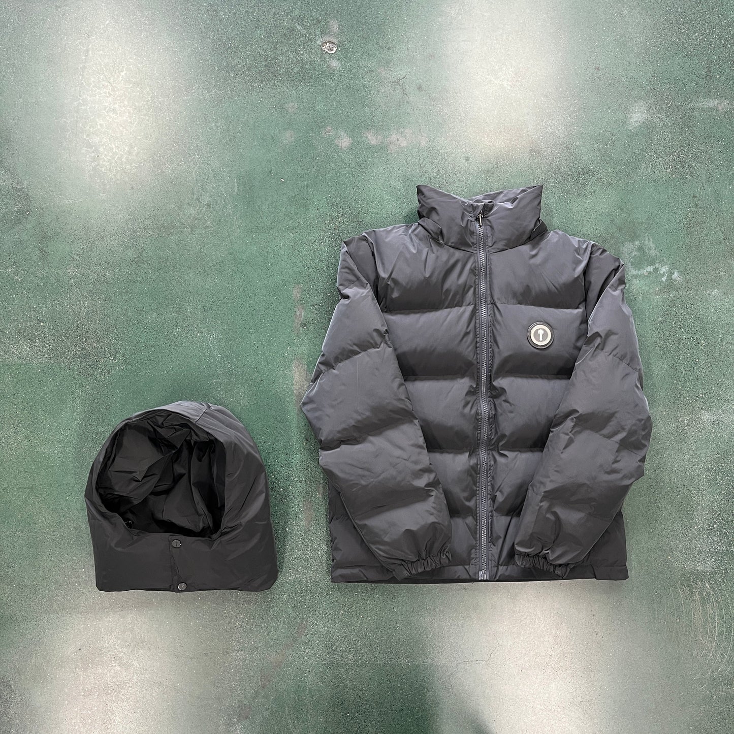 DETACHABLE HOODED PUFFER JACKET-stone