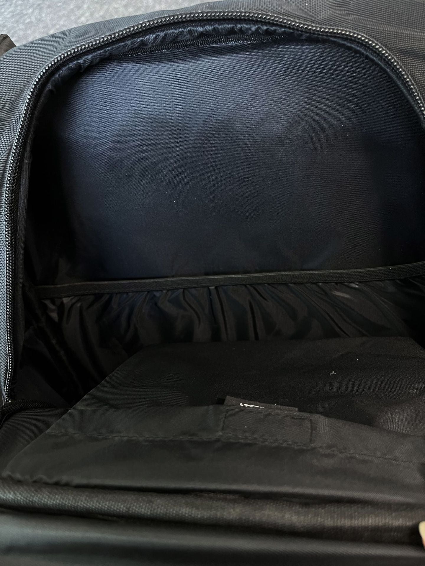 COBRA T RUCKSACK - BLACK/SILVER