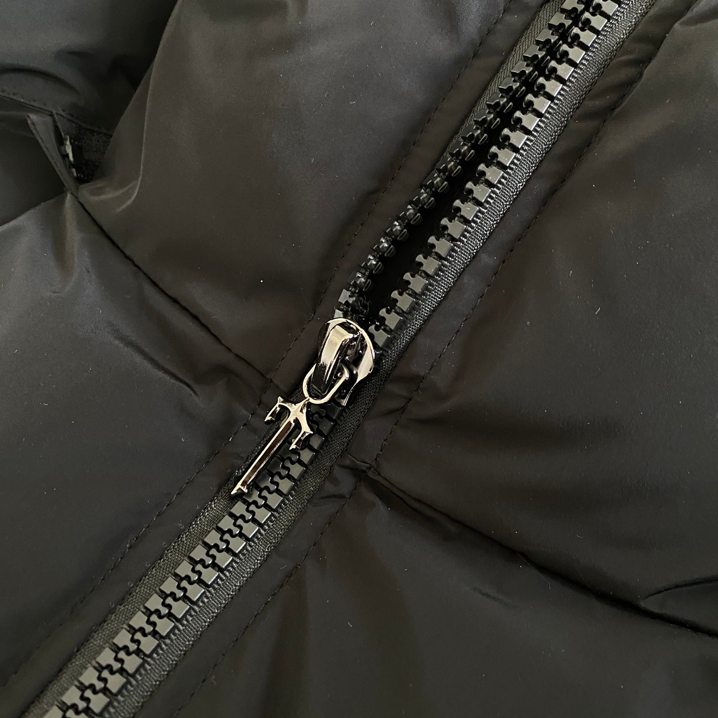 Oversized Irongate Puffer Jacket - Black