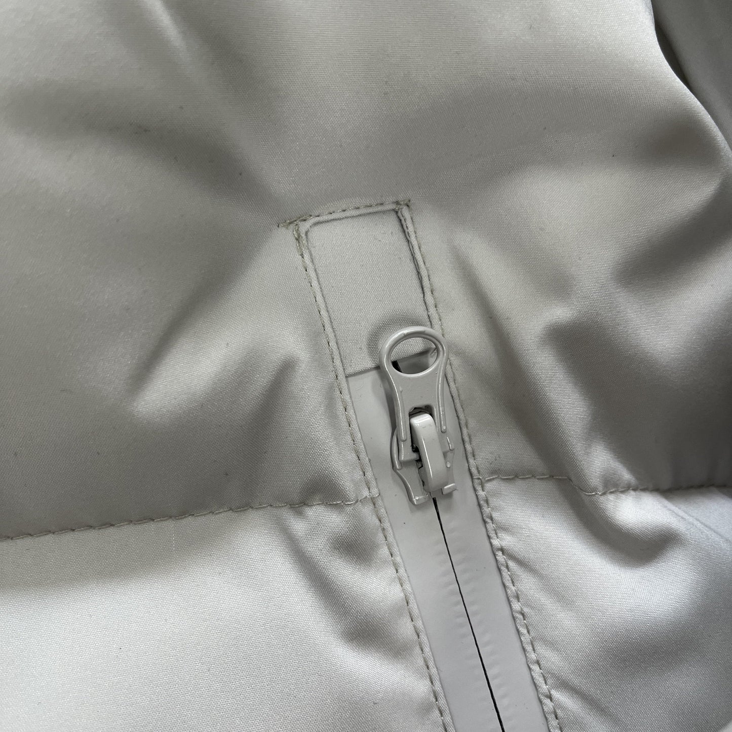 HYPERDRIVE TECHNICAL PUFFER JACKET - LIGHT GREY