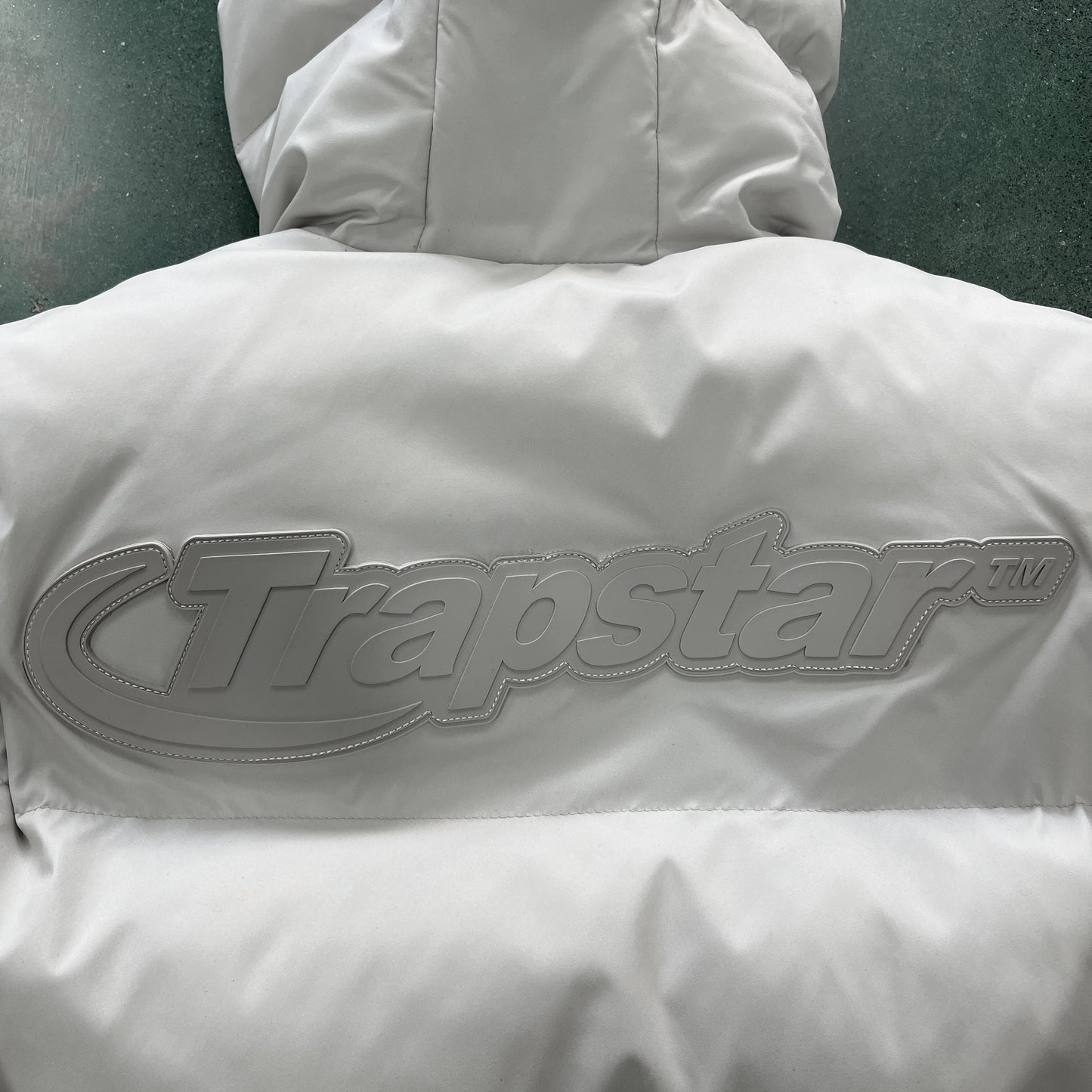 HYPERDRIVE TECHNICAL PUFFER JACKET - LIGHT GREY