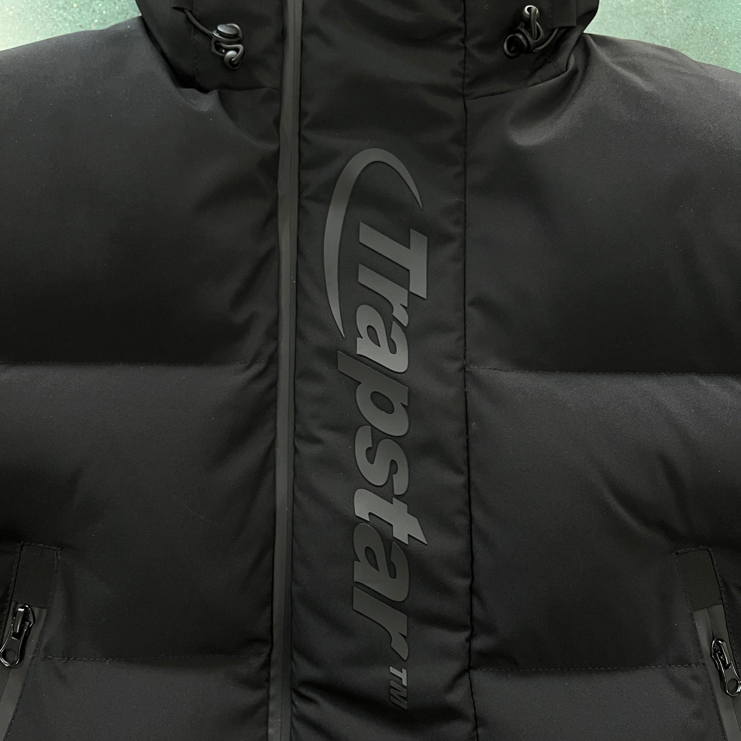 HYPERDRIVE TECHNICAL PUFFER-BLACK EDITION