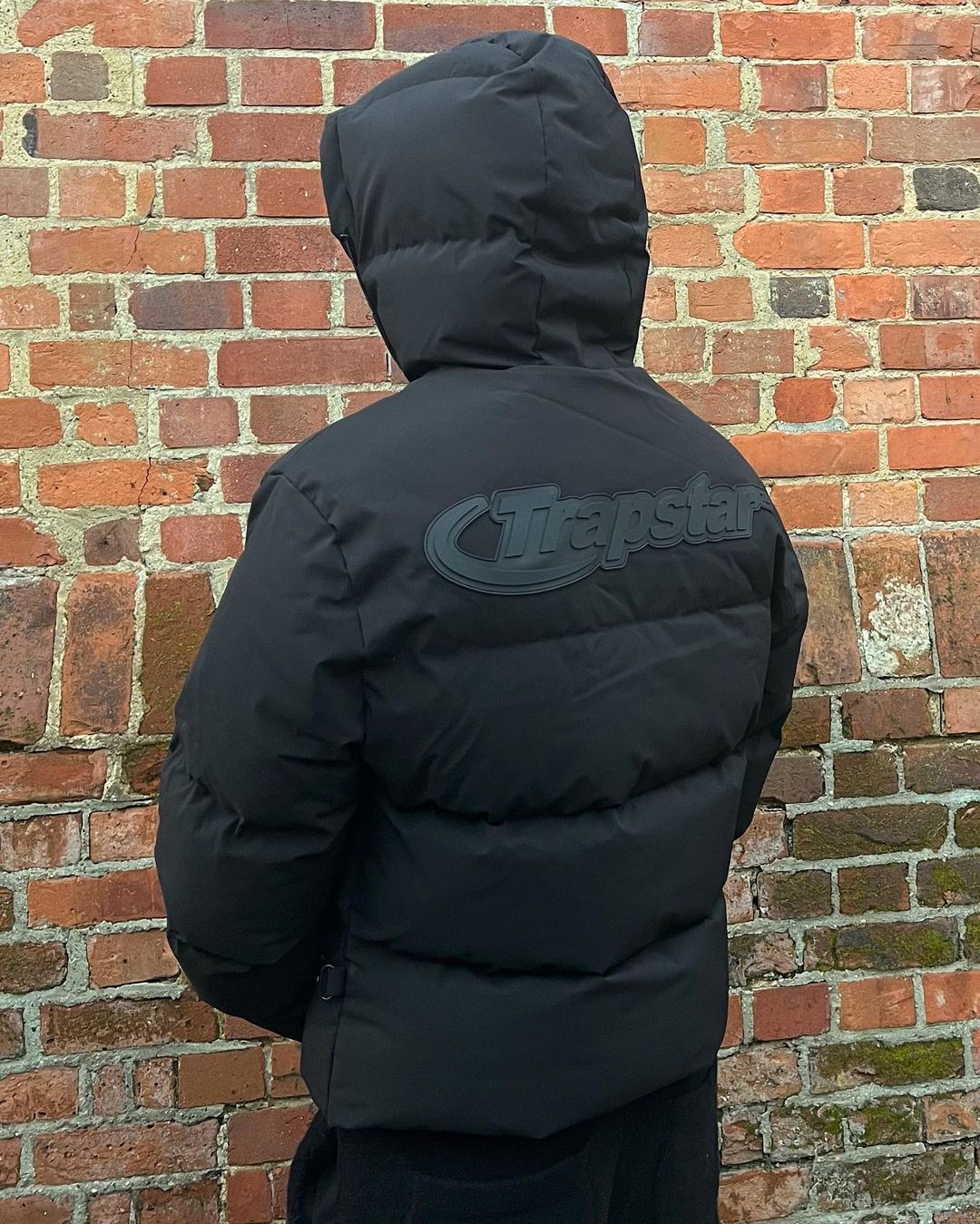 HYPERDRIVE TECHNICAL PUFFER-BLACK EDITION