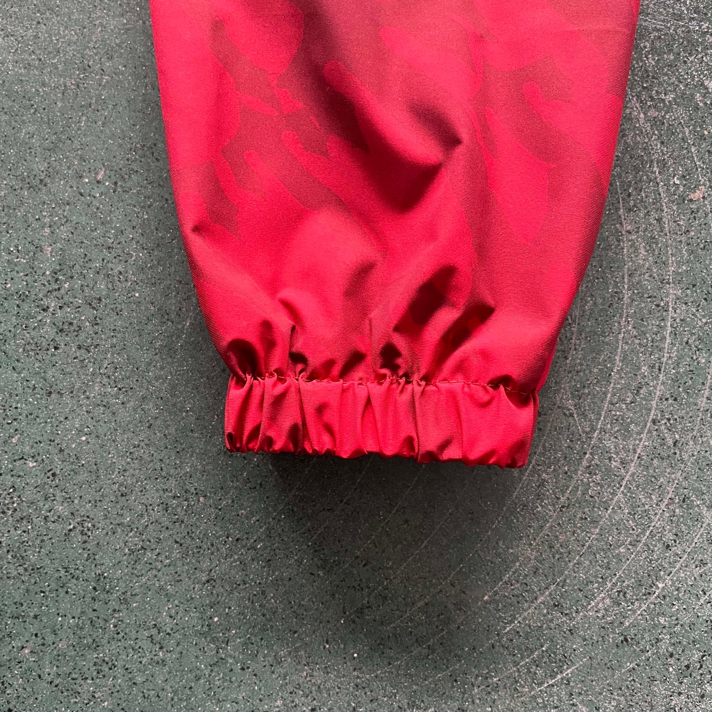 WOMEN IRONGATE T WINDBREAKER - RED