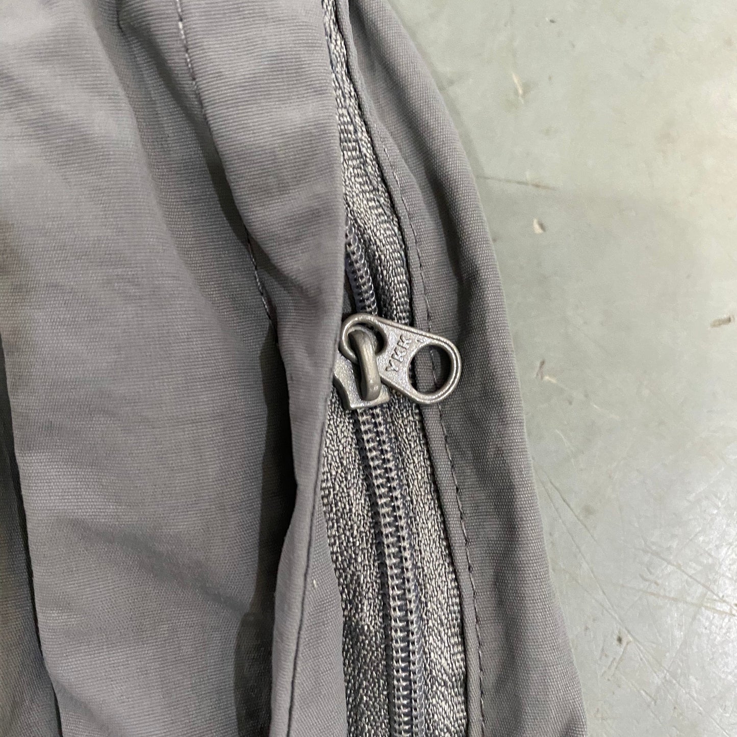 Gray shukushuku suit