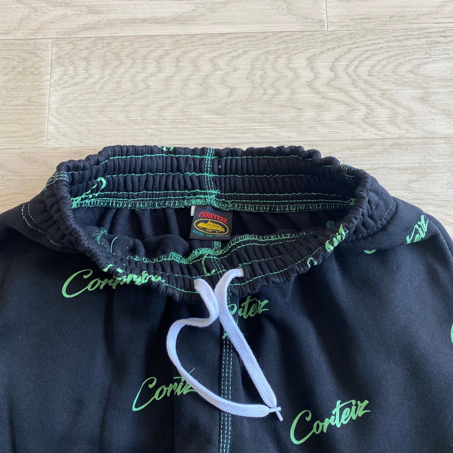 corteiz black joggers