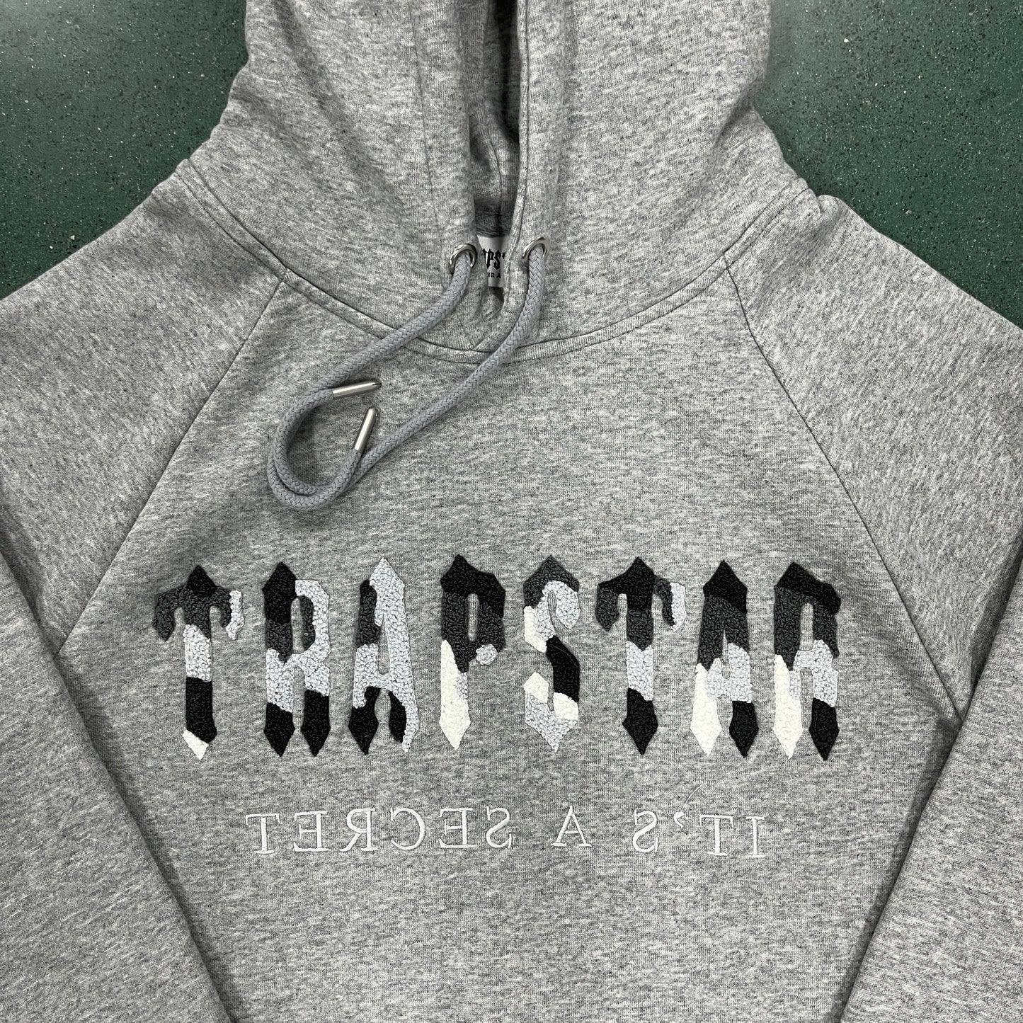 chenille decoded hoodie tracksuit-camo