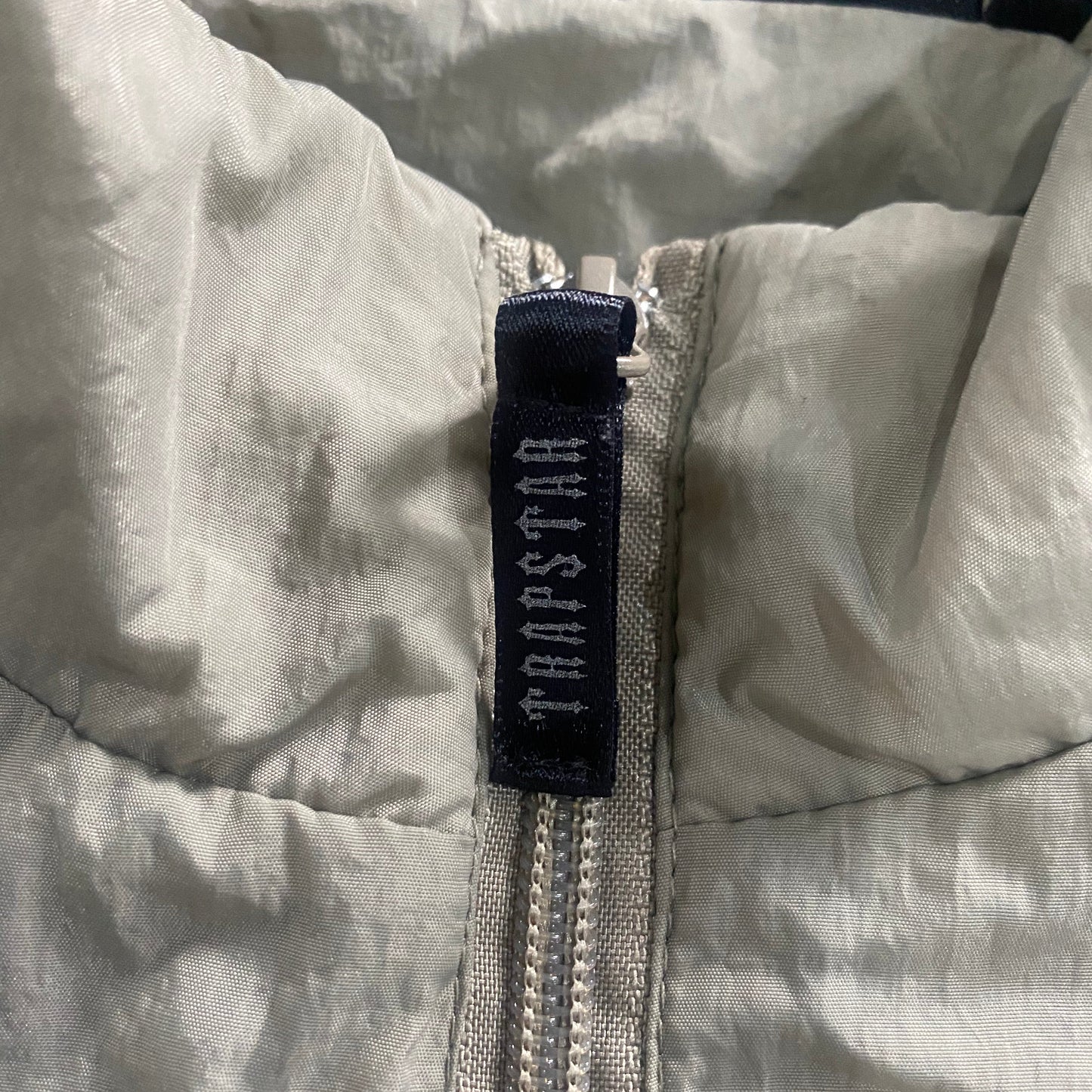 arch panel shellsuit