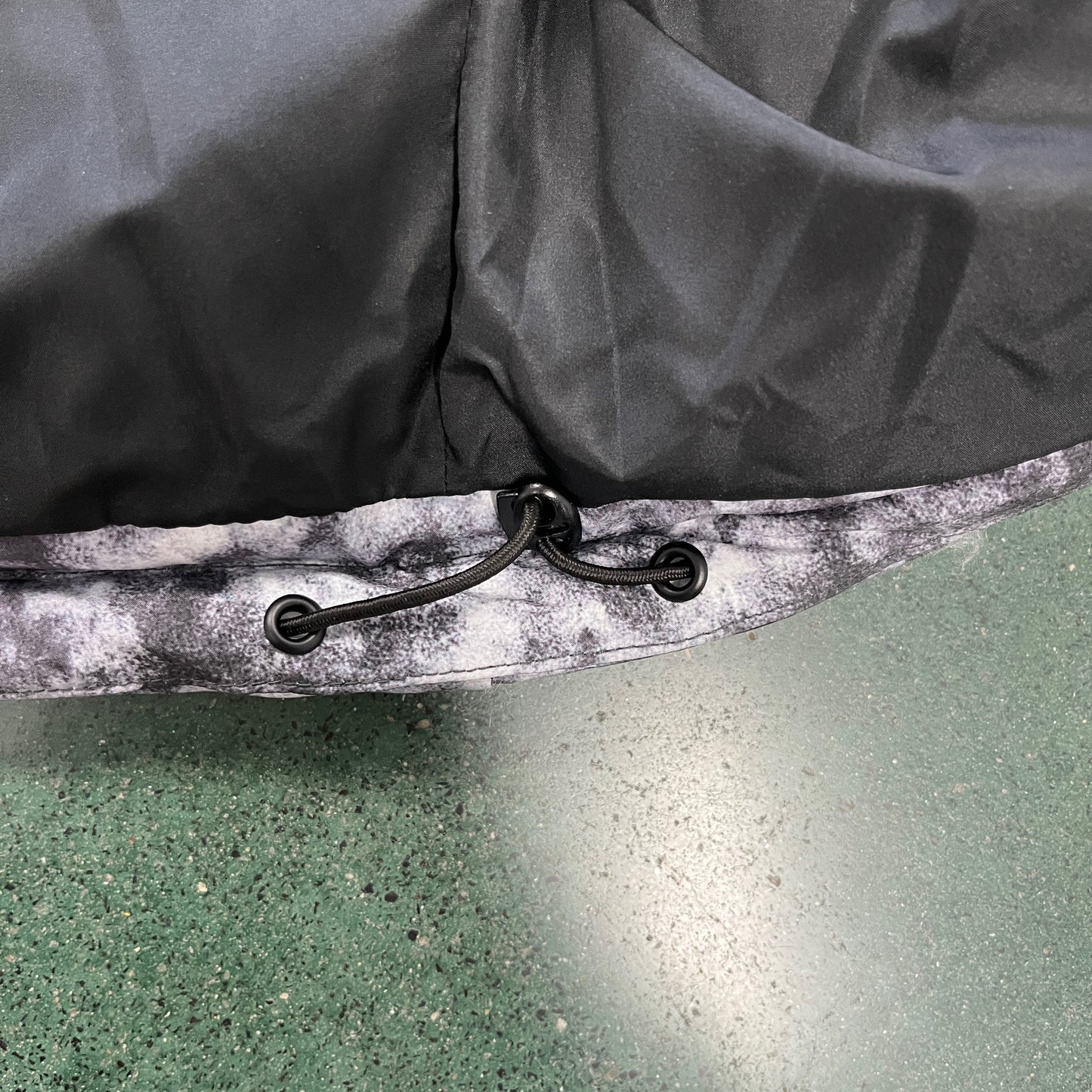 hyperdrive puffer jacket-tie dye black/grey