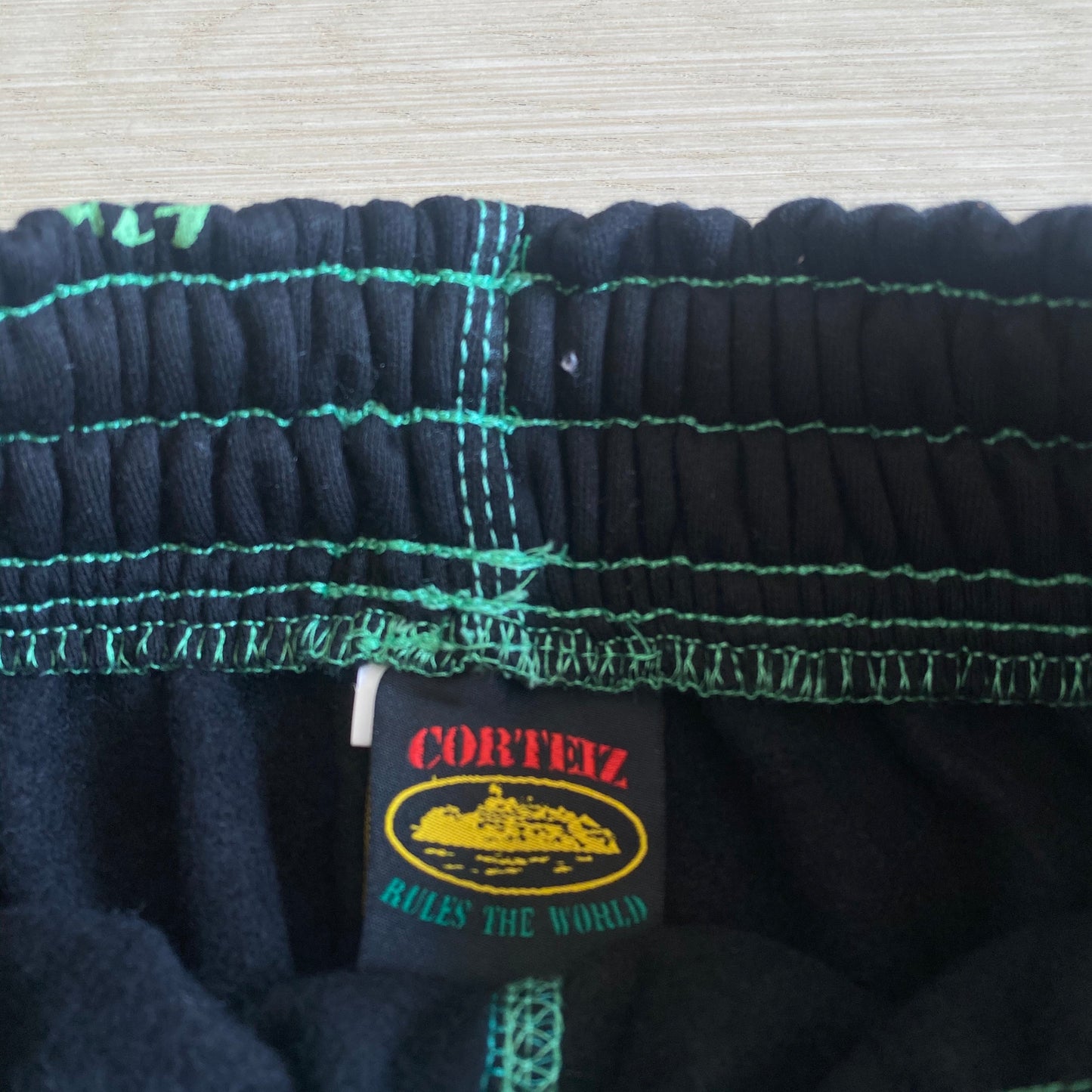 corteiz black joggers