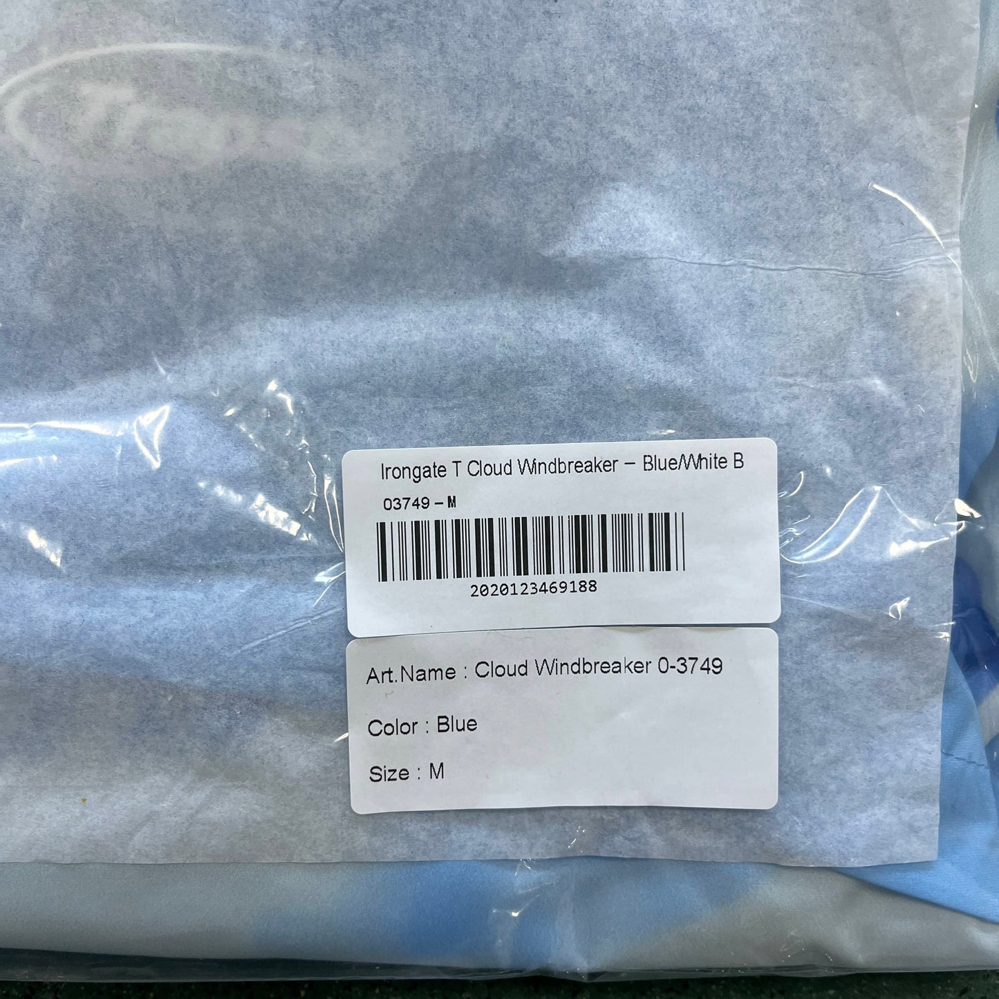 irongate T cloud windbreaker