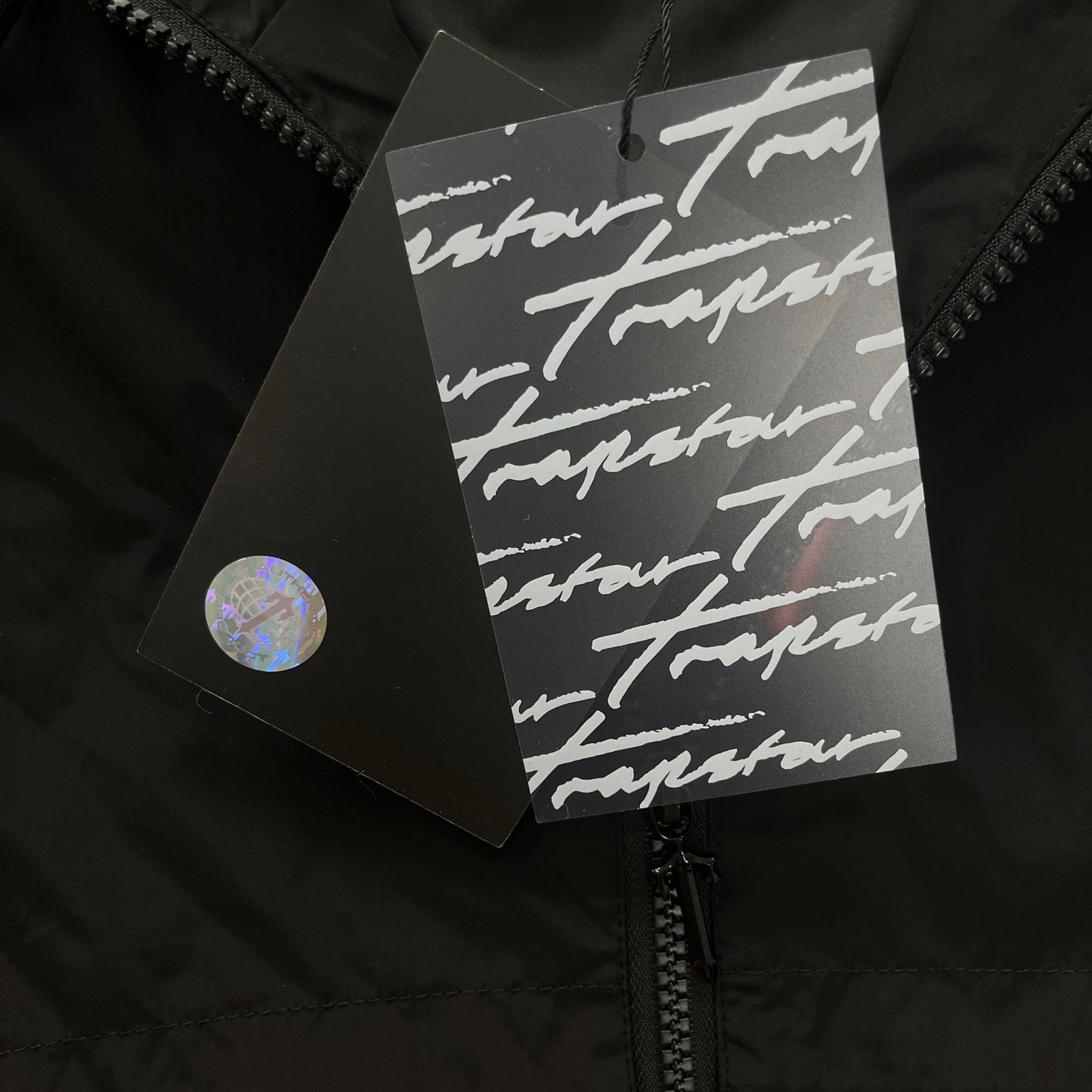 irongate T windbreaker-black red