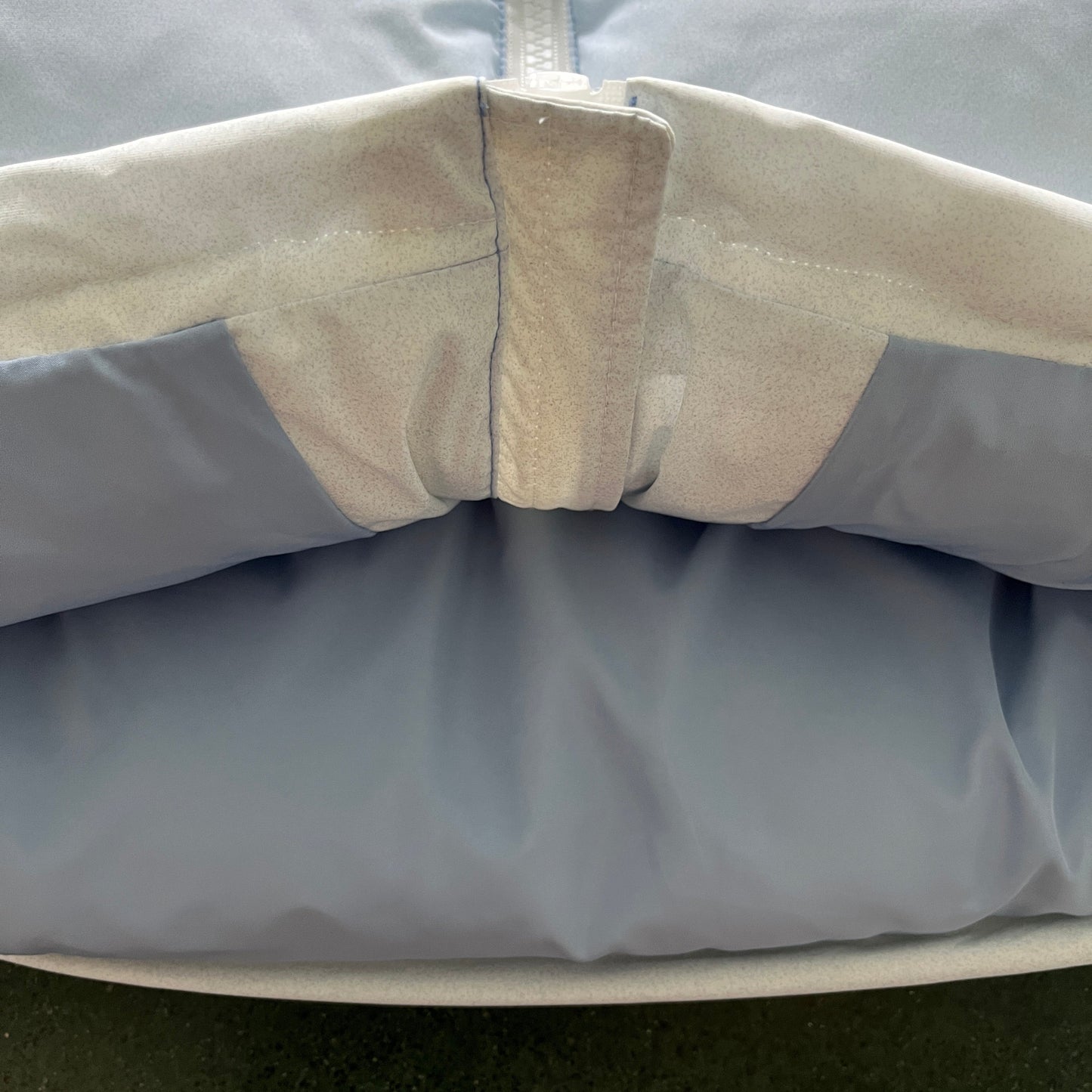 irongate badge gilte-ice blue