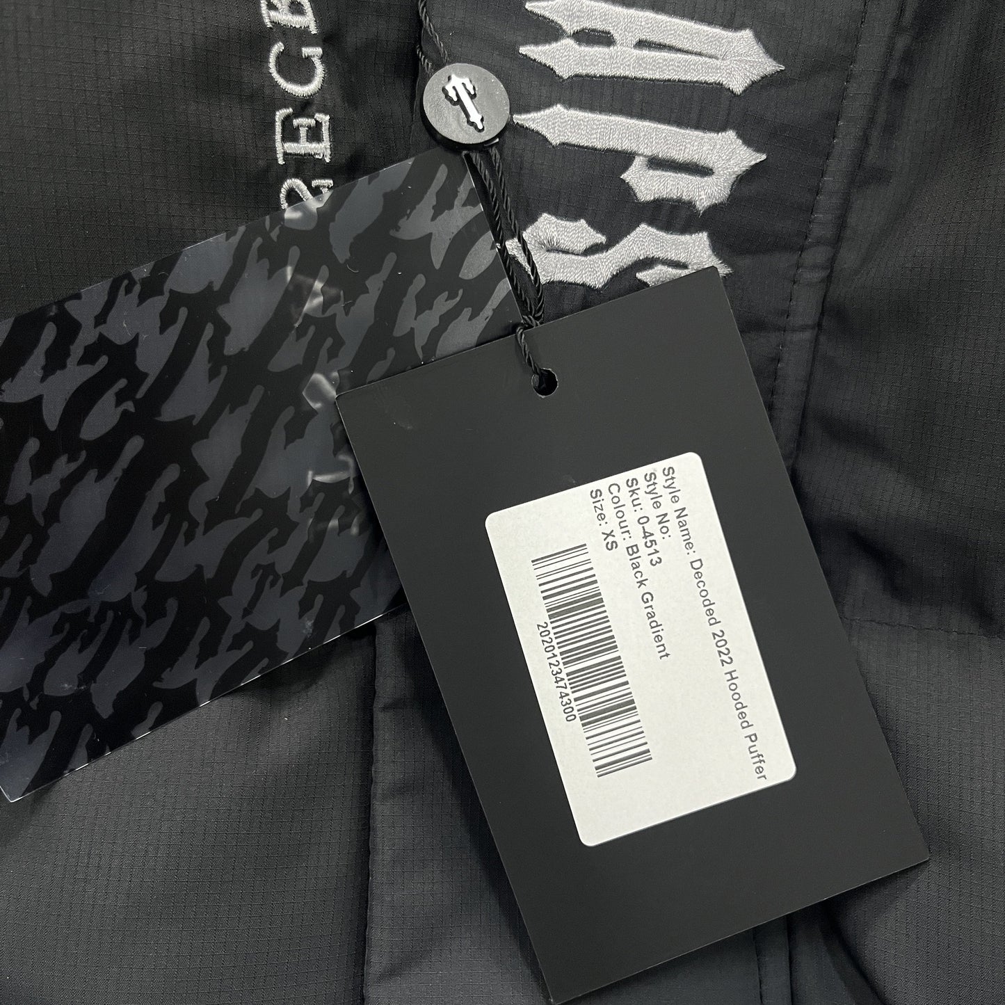 DECODED 2025 HOODED PUFFER-BLACK GRADIENT