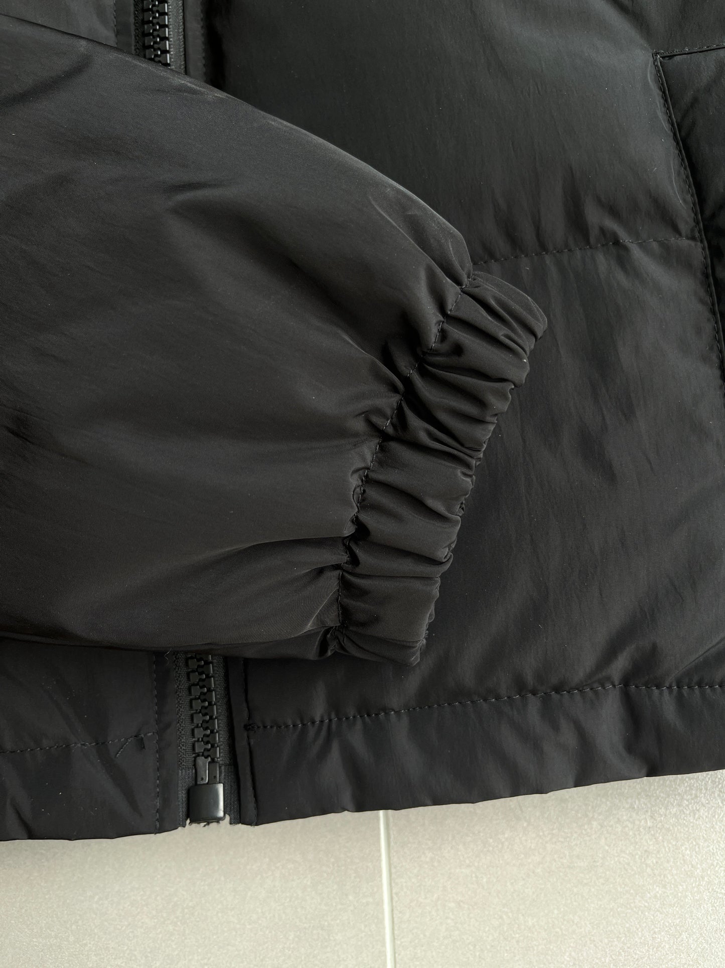vwomens irongate detachable hooded puffer - black