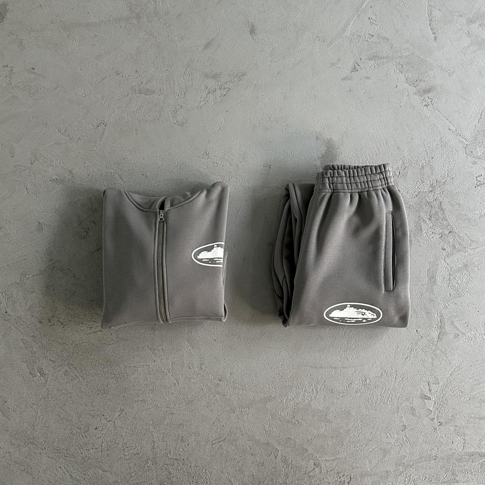 island puff print zip set-grey