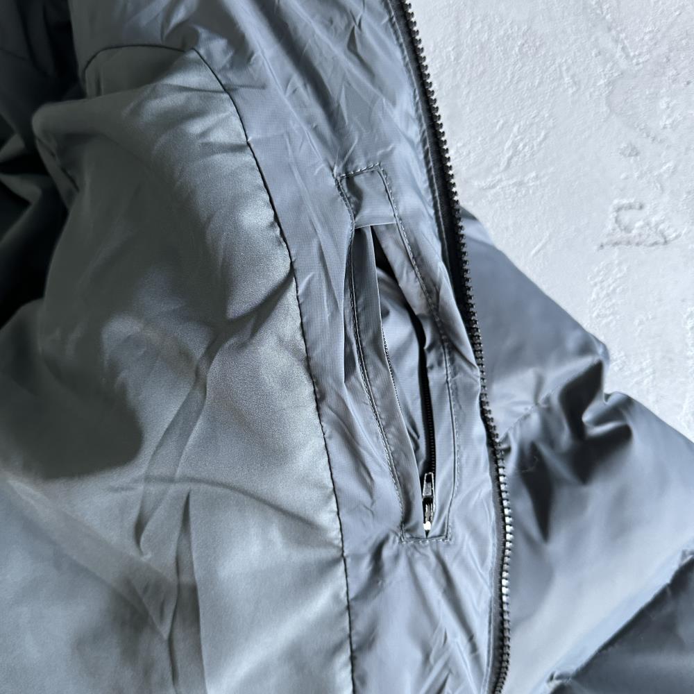 It's a secret puffer jacket BLACK