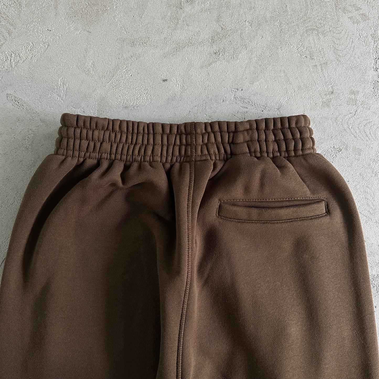 island puff print zip set-brown