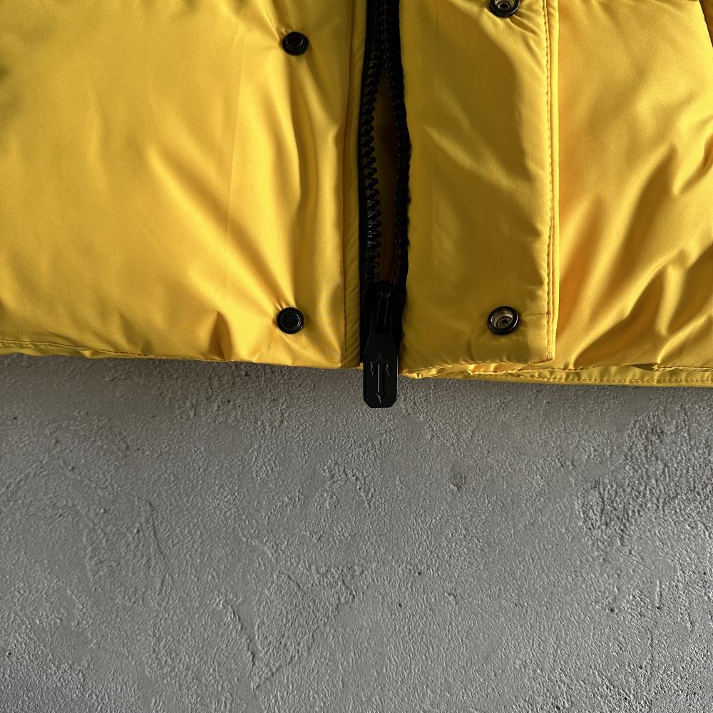 Decoded Arch Puffer Jacket Black Yellow