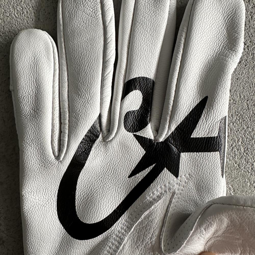(Genuine cowhide) White leather gloves