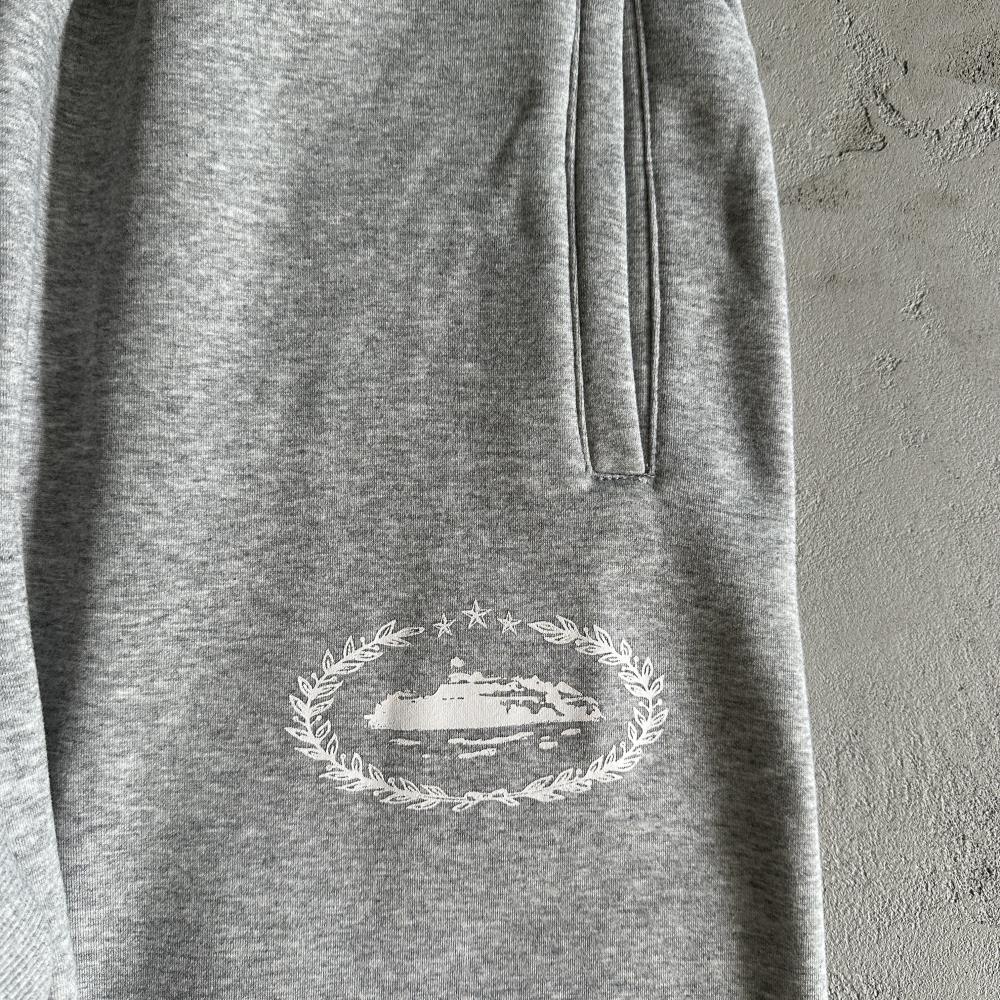 superior royale zip set