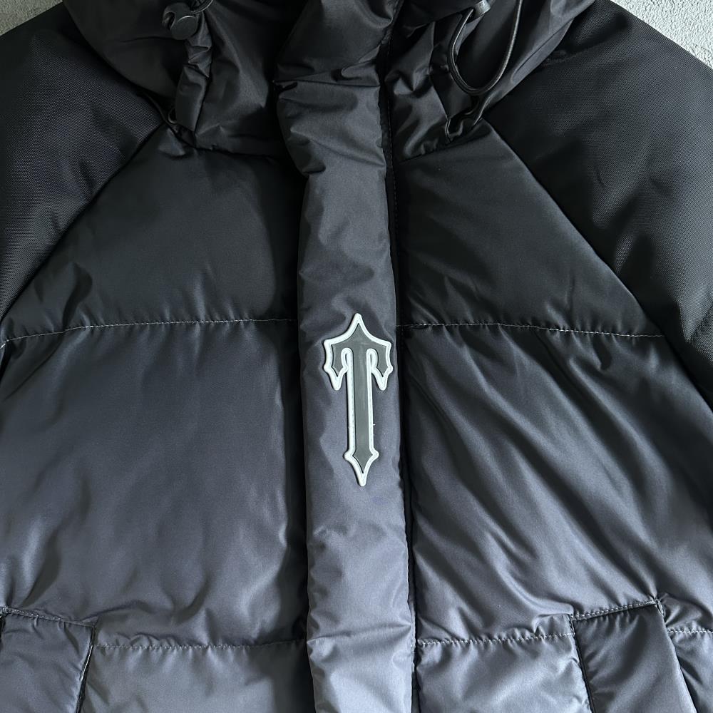 decoded arch puffer-black gradient