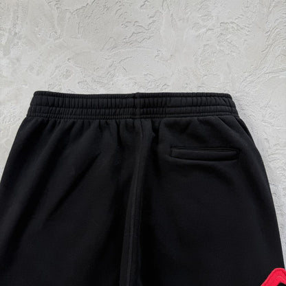 LUNDUN STITCH OPEN HEM -black and red