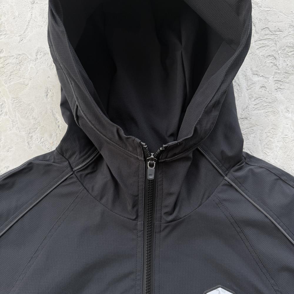MICRO RIPSTOP WINDBREAKER