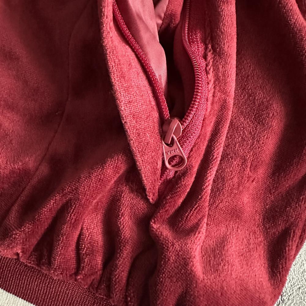 velour amg set -red