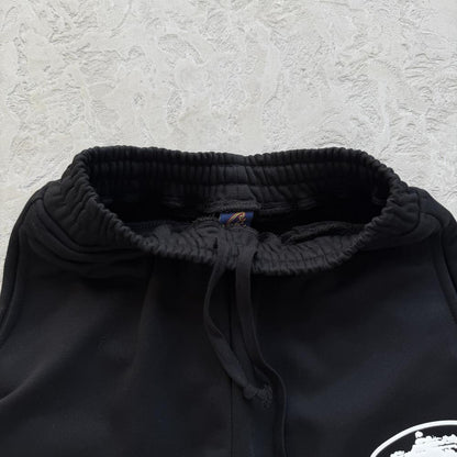 ISLAND PUFF PRINT SWEATSHORT