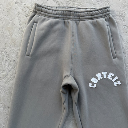 college arch open hem set-grey