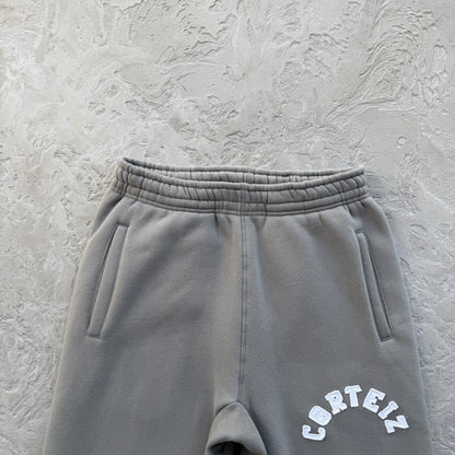 college arch open hem set-grey