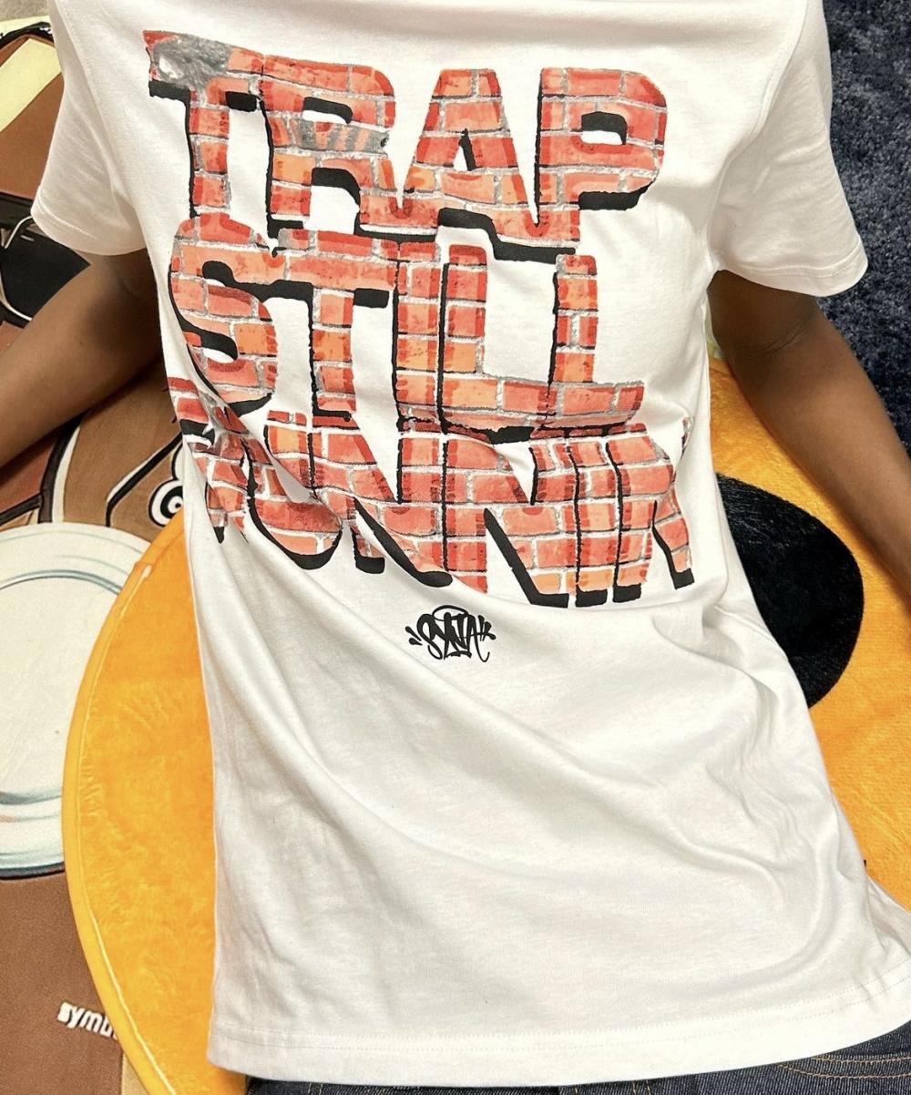 sy trap white tee