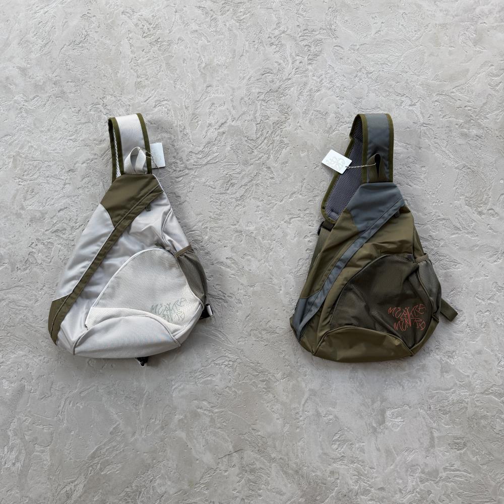 ME sling bag