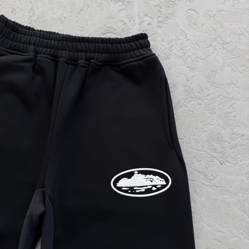 ISLAND PUFF PRINT SWEATSHORT