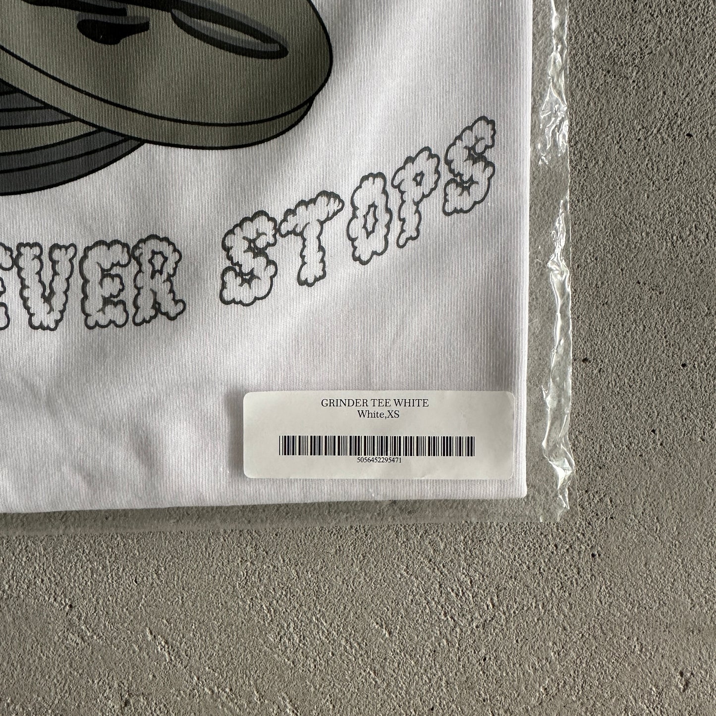 SY grinder tee white