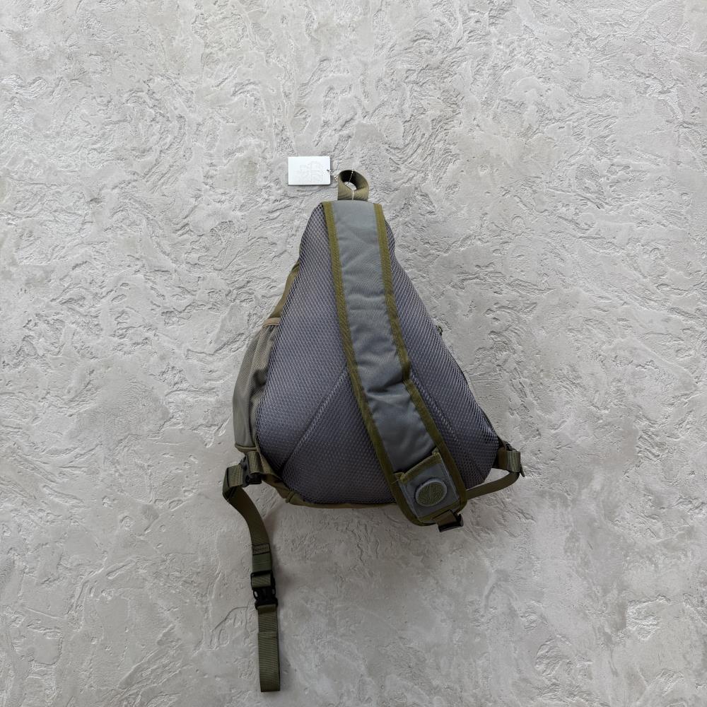ME sling bag