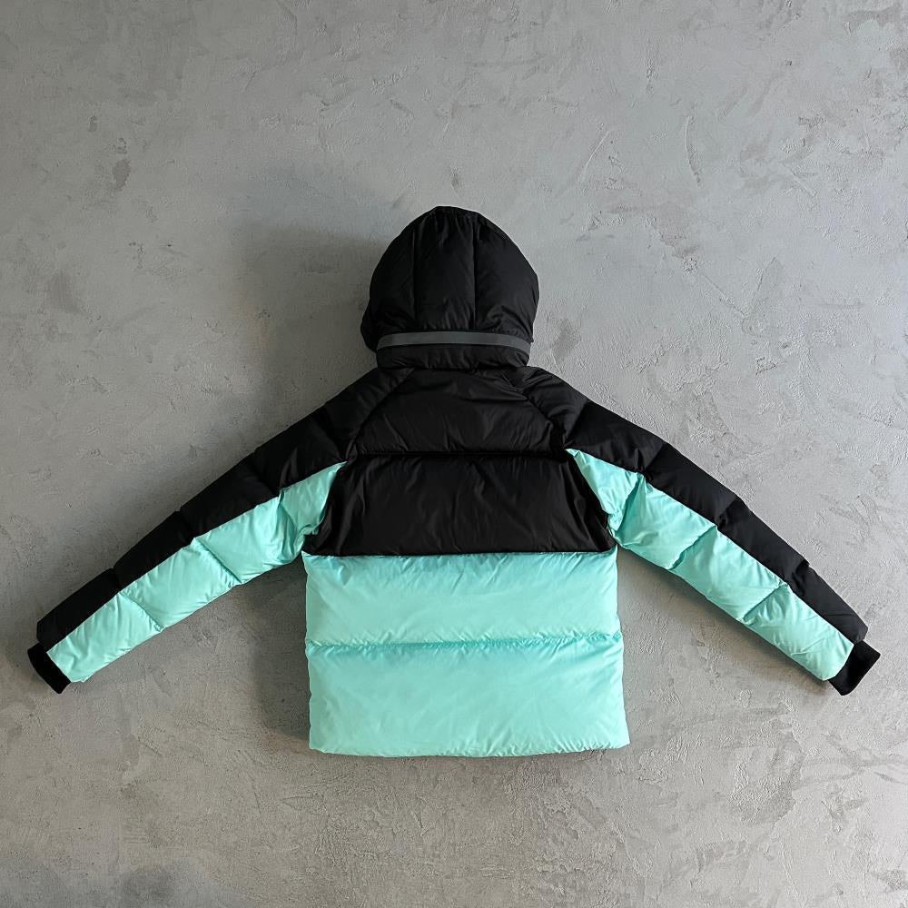 syna down jacket- Black and blue