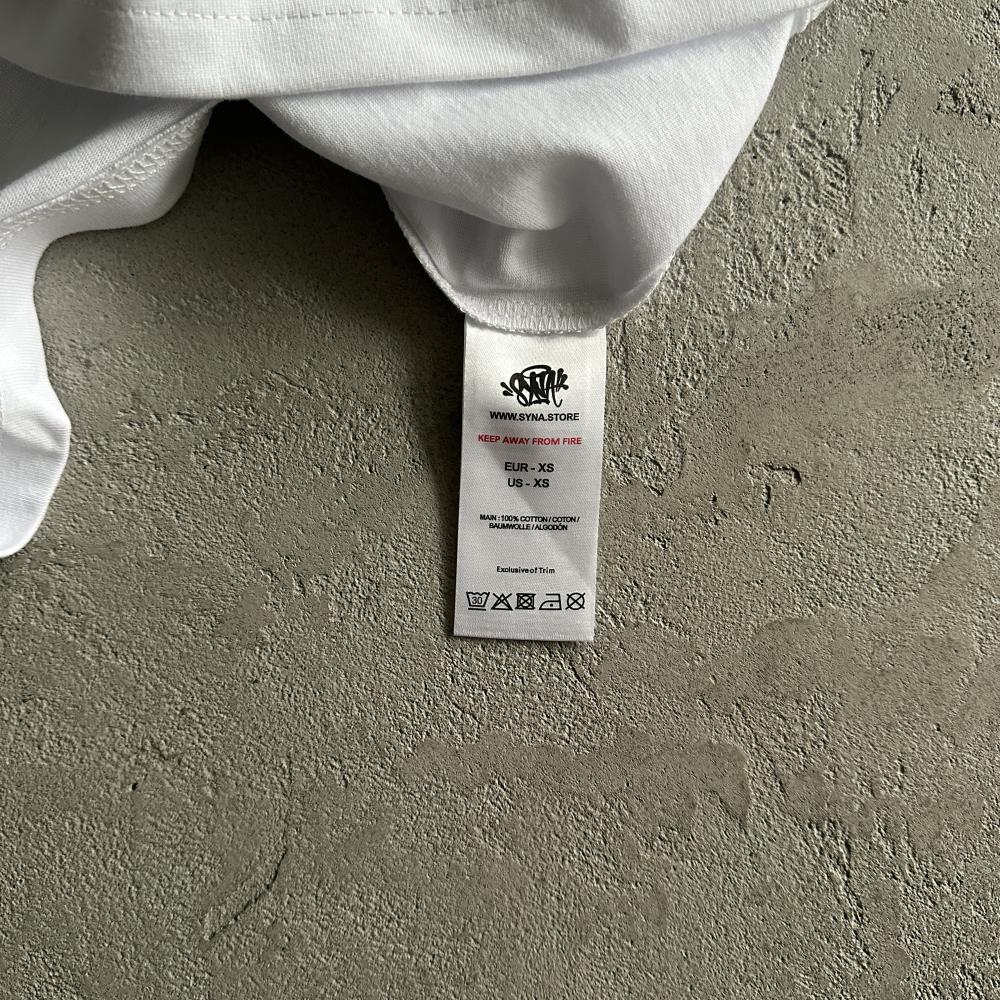 sy trap white tee