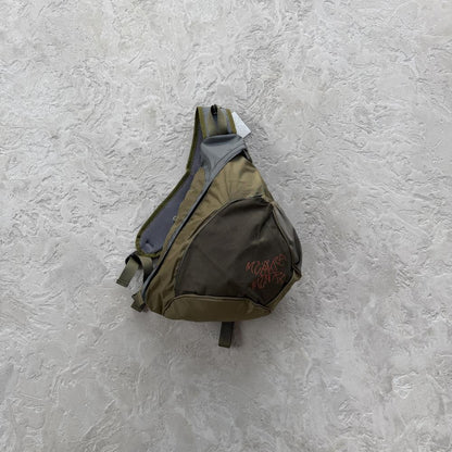 ME sling bag
