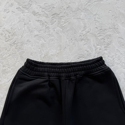 ISLAND PUFF PRINT SWEATSHORT