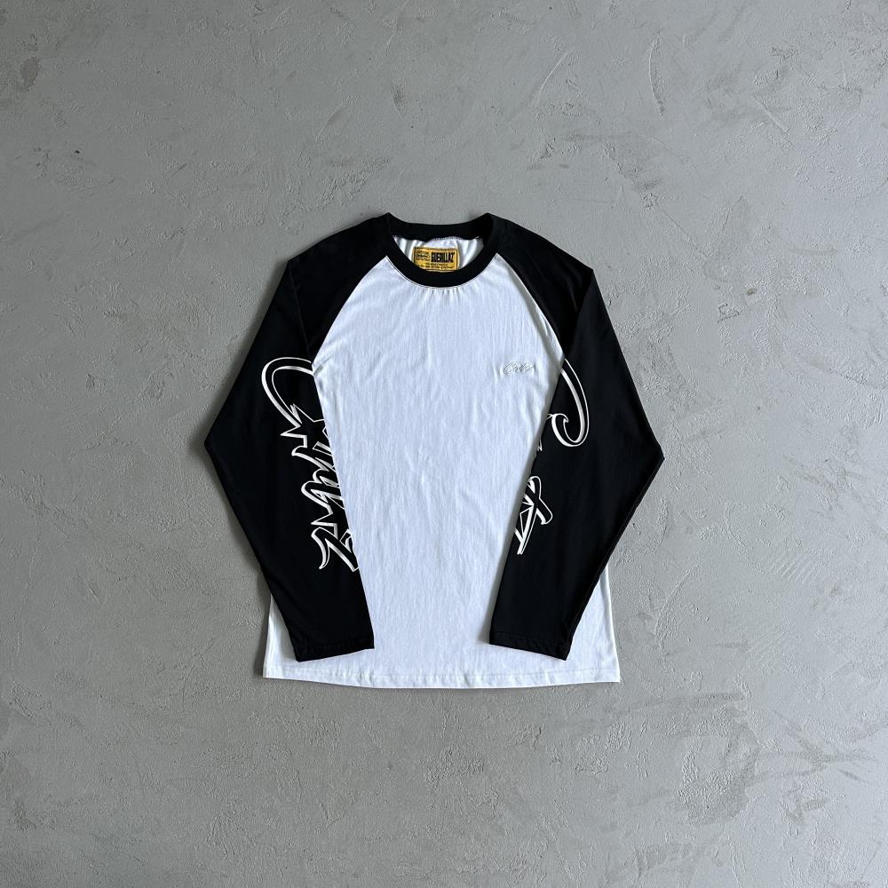 Contrast color shoulder long sleeve tee