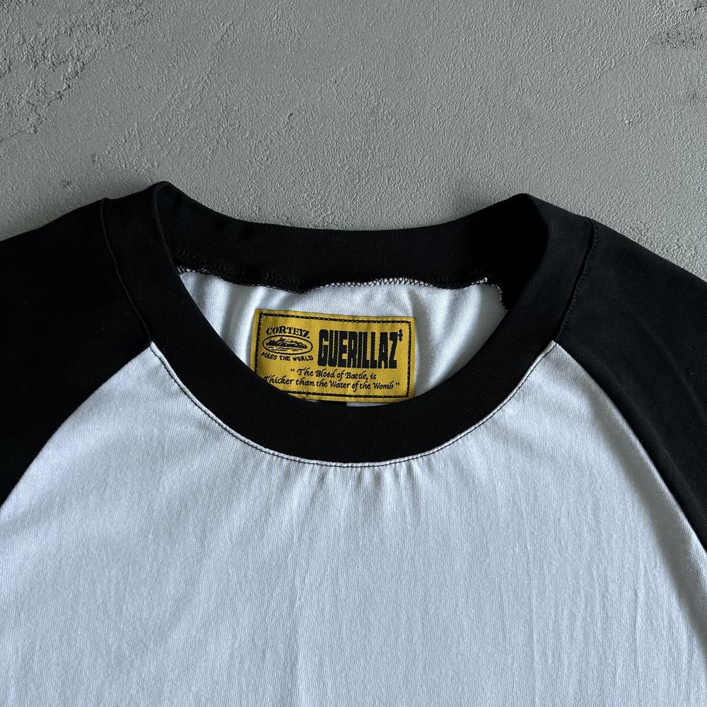 Contrast color shoulder long sleeve tee