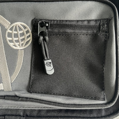 MT-gray and black color matching satchel