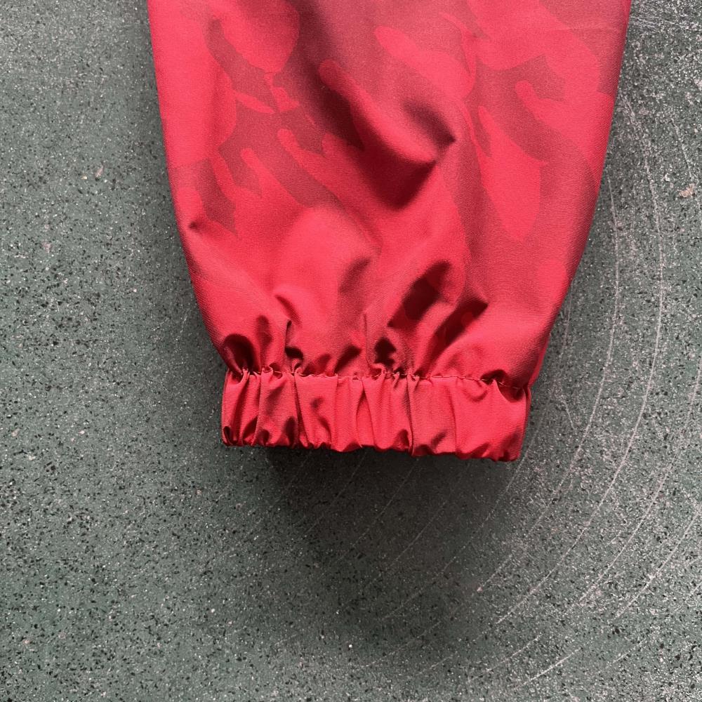 IRONGATE T WINDBREAKER - RED