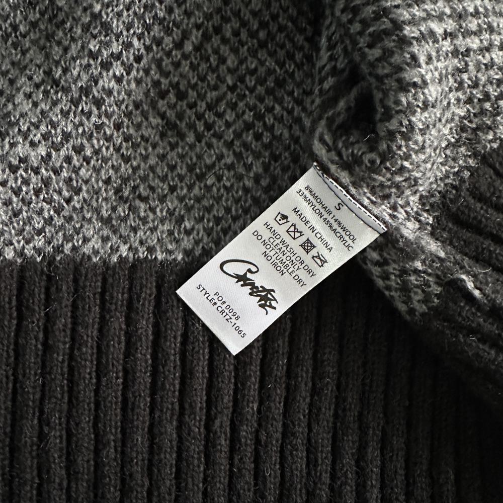 morehairfuzzy collar sweater-black