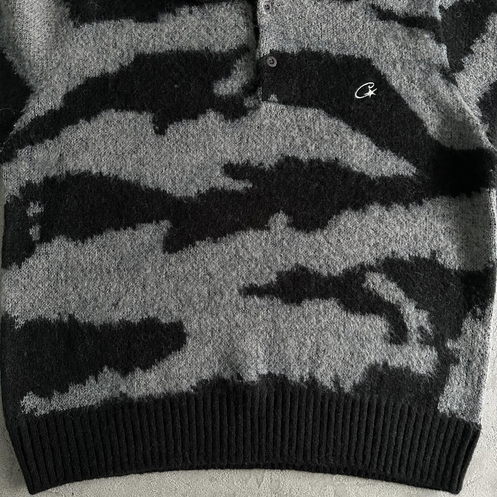 morehairfuzzy collar sweater-black