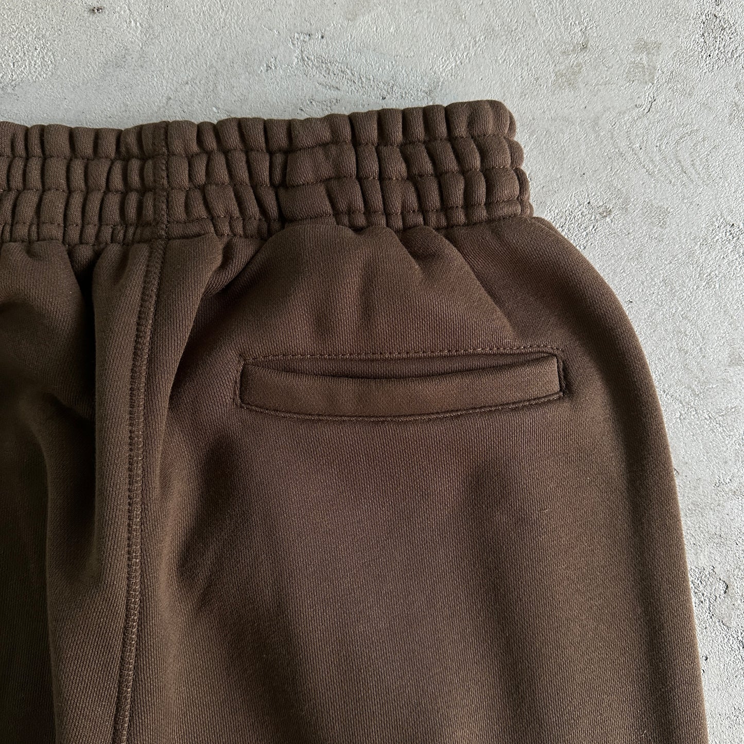 island puff print zip set-brown