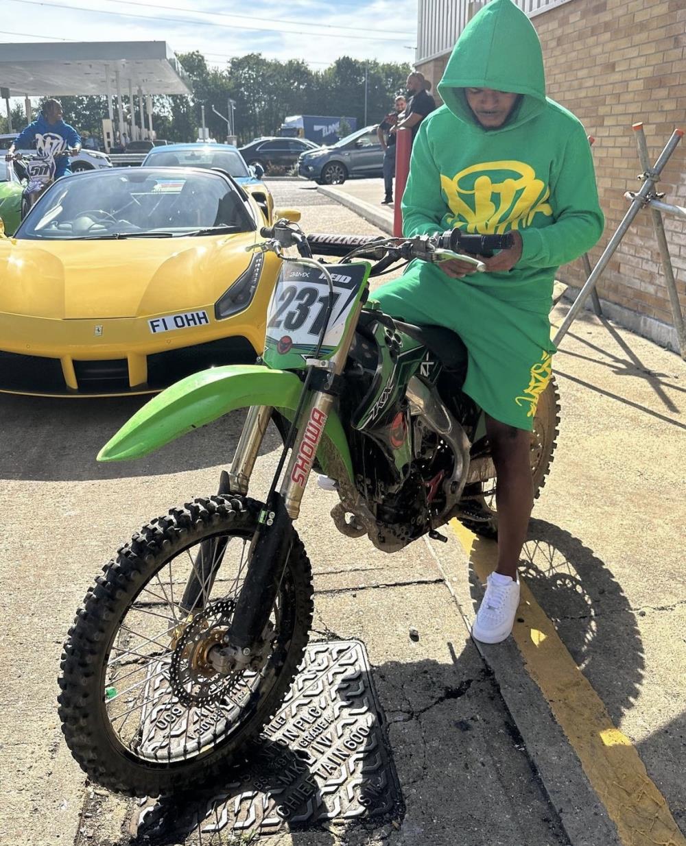 Team sy Suit-green