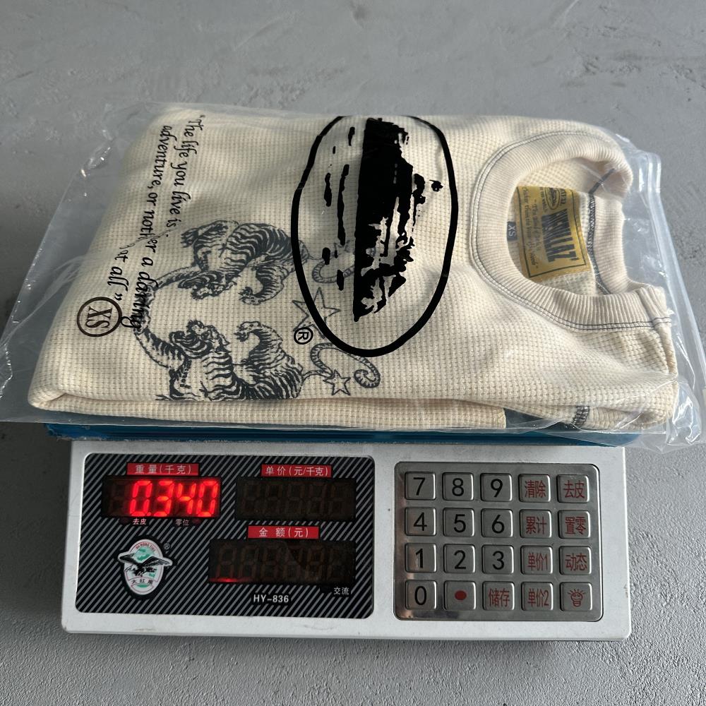 [Special Offer] Waffle Tiger Stars Long Sleeve-Beige